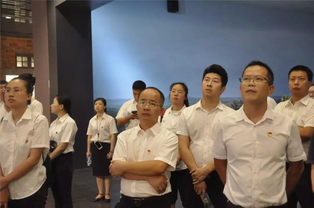 1566529367365708.jpg 1566529367365708.jpg