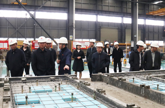 吉安市吉州區(qū)副區(qū)長(zhǎng)彭忠康攜調(diào)研團(tuán)到市政遠(yuǎn)大公司調(diào)研裝配式建筑 吉安市吉州區(qū)副區(qū)長(zhǎng)彭忠康攜調(diào)研團(tuán)到市政遠(yuǎn)大公司調(diào)研裝配式建筑