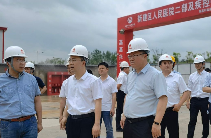新建區(qū)委常委、常務(wù)副區(qū)長賈中強(qiáng)到新建區(qū)職業(yè)技術(shù)學(xué)校新校區(qū)建設(shè)項目、新建區(qū)人民醫(yī)院二部及疾控中心項目調(diào)研