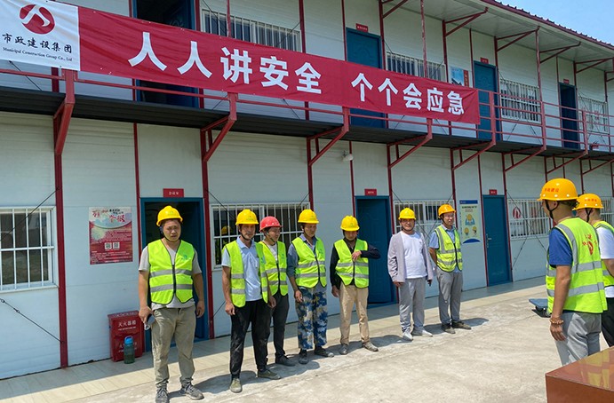 南昌市政建設集團各項目組織開展形式多樣的安全生產(chǎn)應急演練 南昌市政建設集團各項目組織開展形式多樣的安全生產(chǎn)應急演練