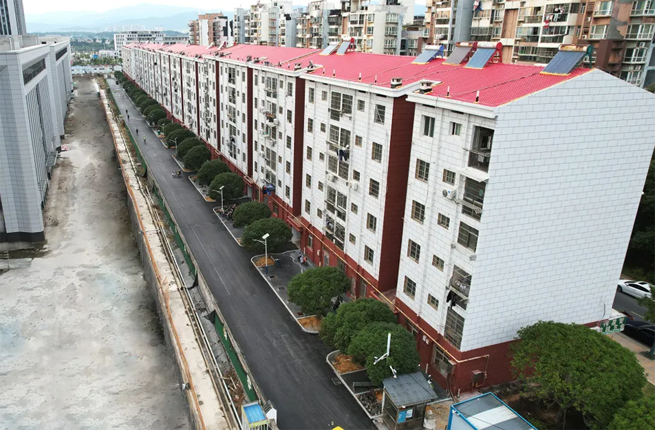 新建區(qū)老舊小區(qū)改造項(xiàng)目新進(jìn)展:老前進(jìn)花園小區(qū)煥然一新 新建區(qū)老舊小區(qū)改造項(xiàng)目新進(jìn)展:老前進(jìn)花園小區(qū)煥然一新